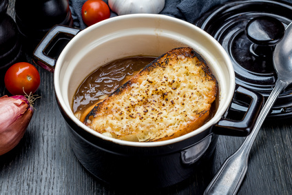 Caramelized Balsamic-Red Onion Soup